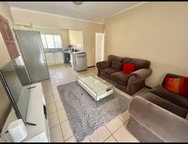 2 BEDROOM APARTMENT FOR SALE IN VANDERBIJLPARK SW 5